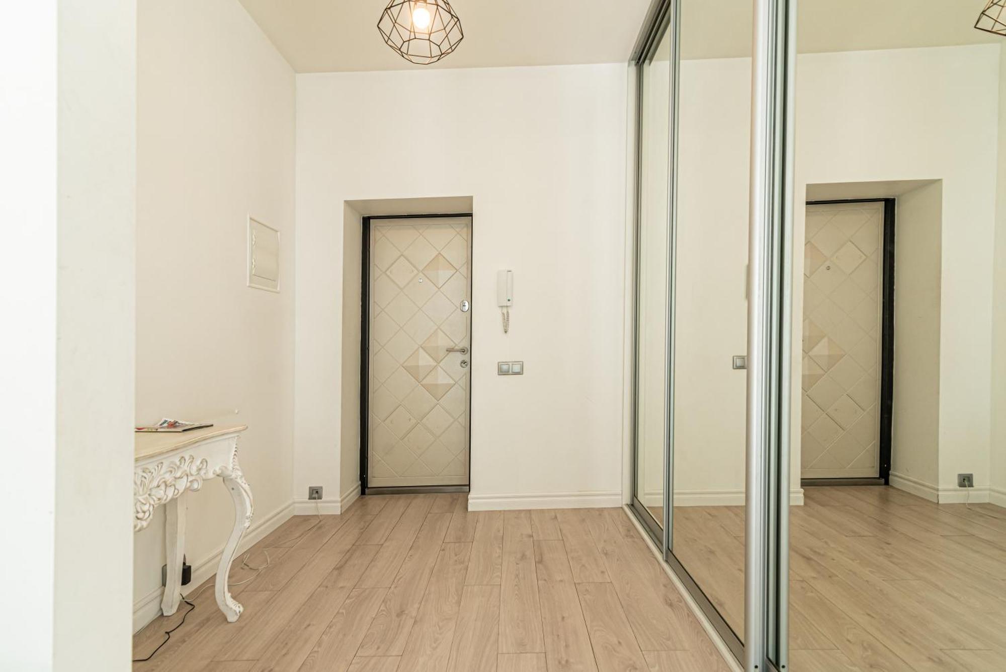 Stylish Old Town Apartment Riga Bagian luar foto