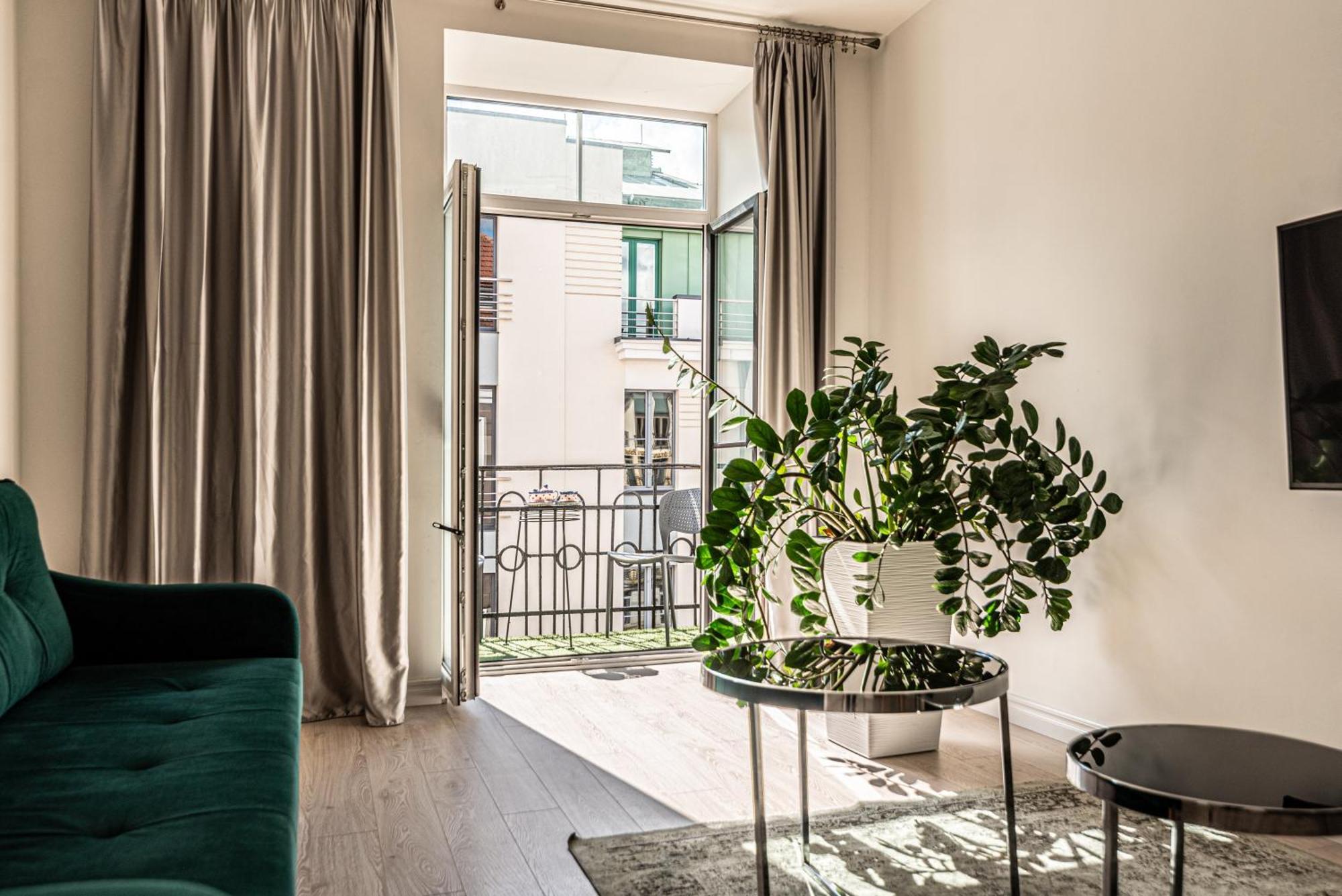 Stylish Old Town Apartment Riga Bagian luar foto